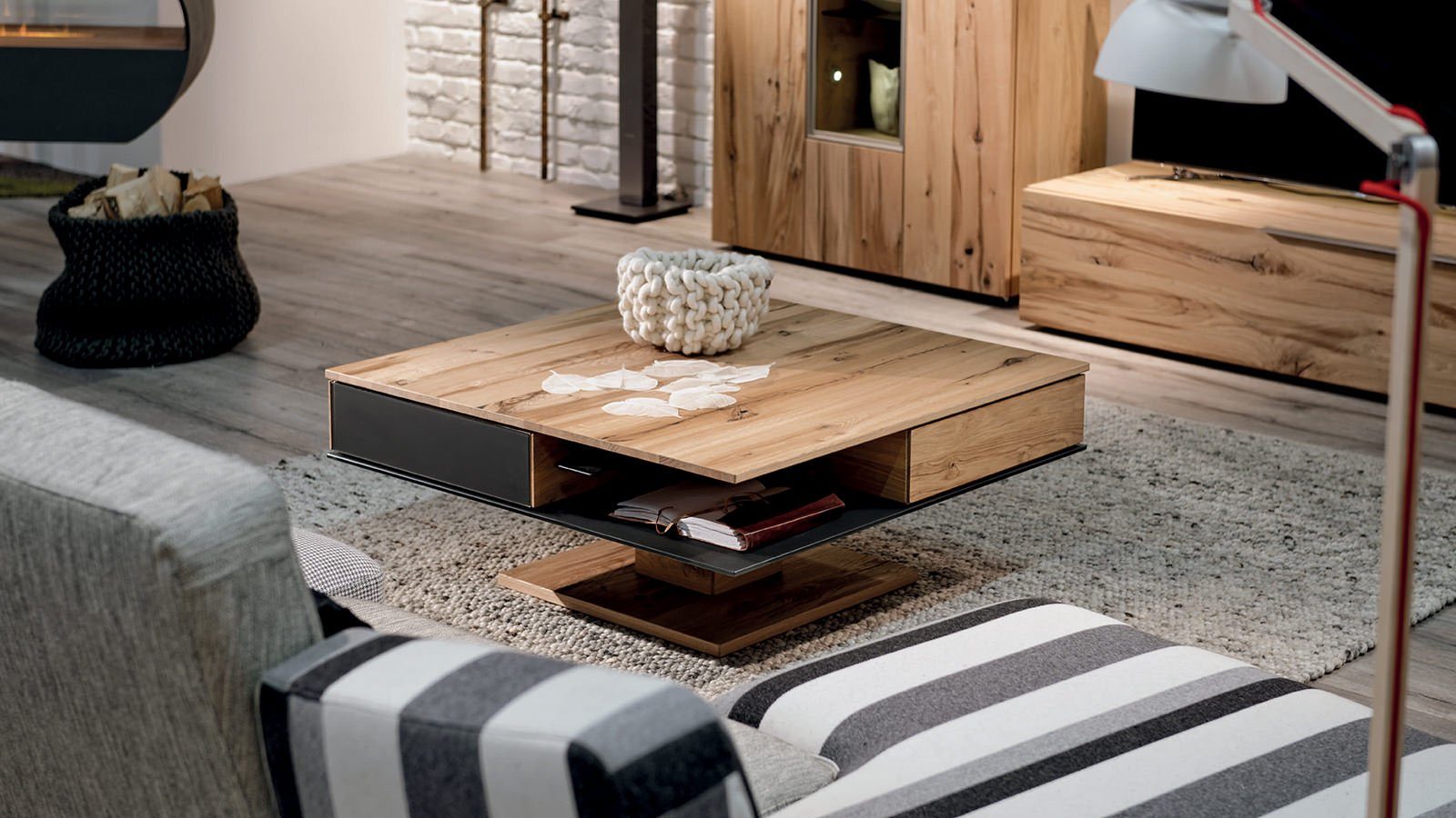 Couchtisch-V-Apling-Slider