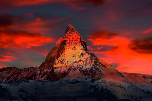 DPC-974_butlerfinish-140-B-x-70-H-cm_©Pixabay-Matterhorn